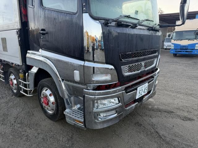 MITSUBISHI FUSOU SUPER GREAT 2016