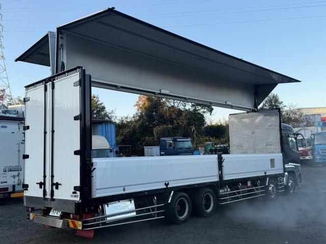 MITSUBISHI FUSOU SUPER GREAT 2016