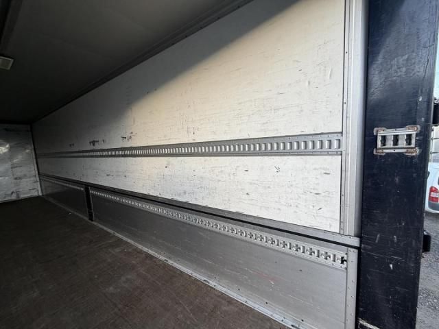 MITSUBISHI FUSOU SUPER GREAT 2016