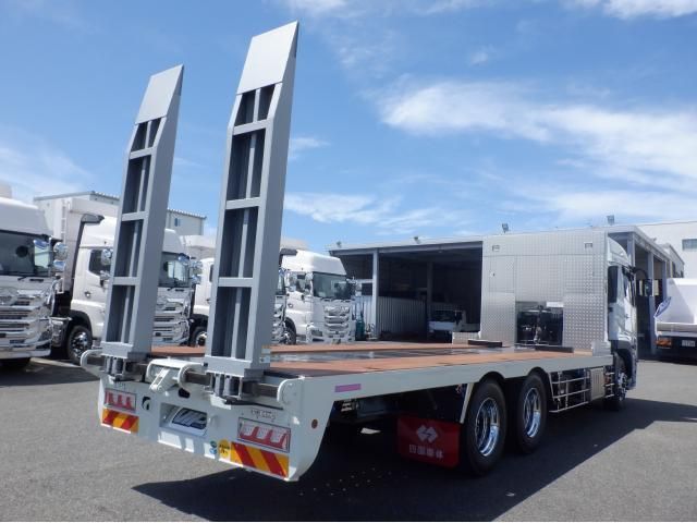 MITSUBISHI FUSOU SUPER GREAT 2025