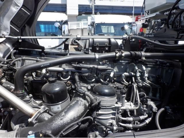 MITSUBISHI FUSOU SUPER GREAT 2025