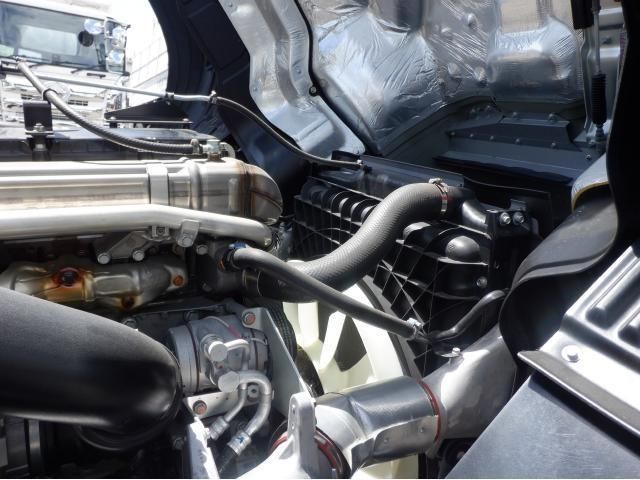 MITSUBISHI FUSOU SUPER GREAT 2025