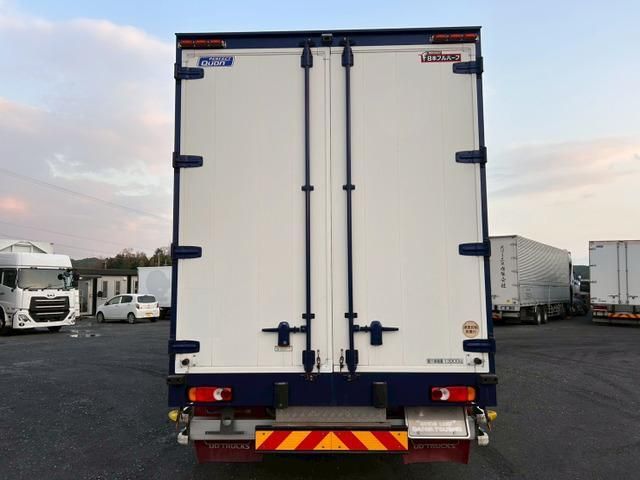 NISSAN DIESEL Quon 2020