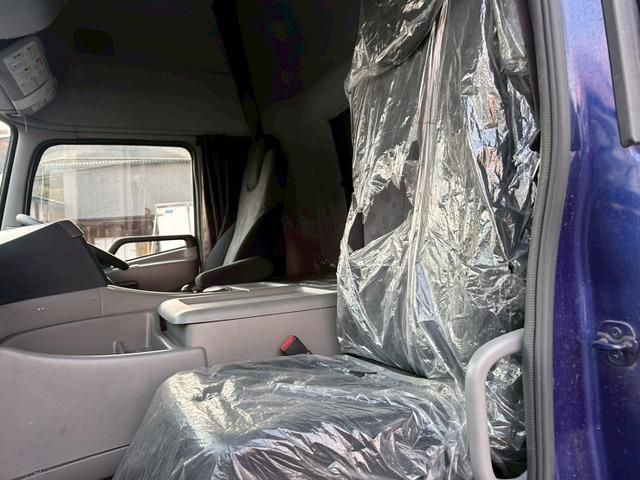 NISSAN DIESEL Quon 2020