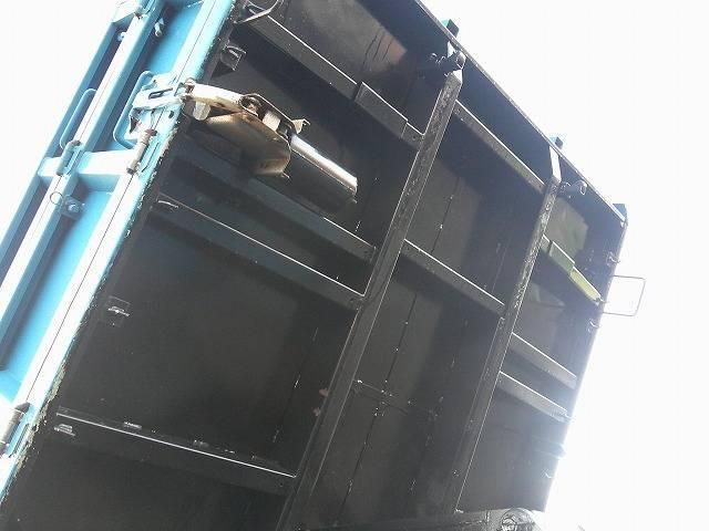 MITSUBISHI CANTER 1996