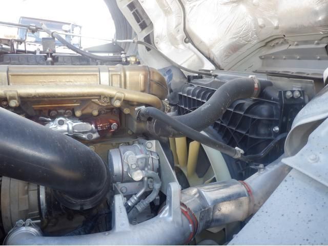 MITSUBISHI FUSOU SUPER GREAT 2021