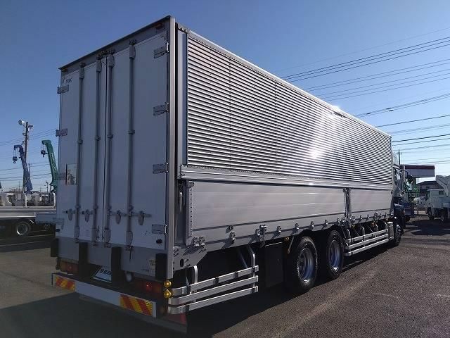 NISSAN DIESEL Quon 2015