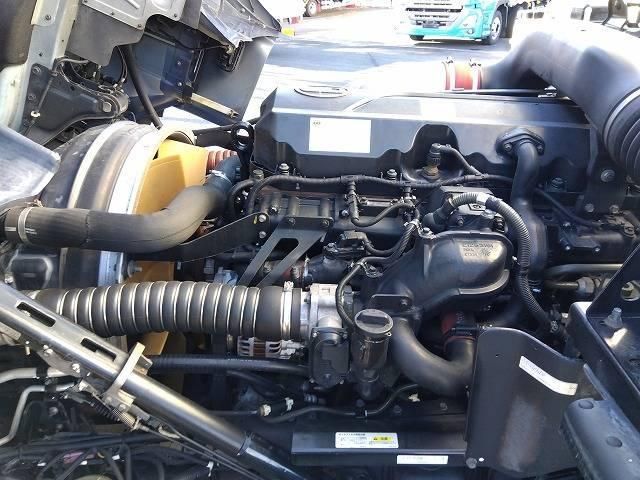 NISSAN DIESEL Quon 2015