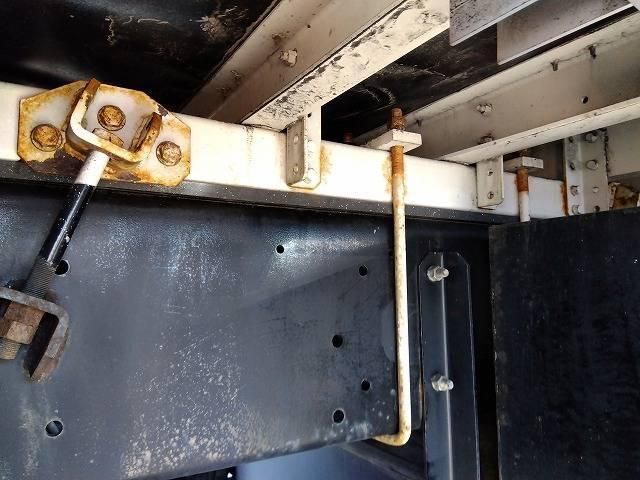 NISSAN DIESEL Quon 2015