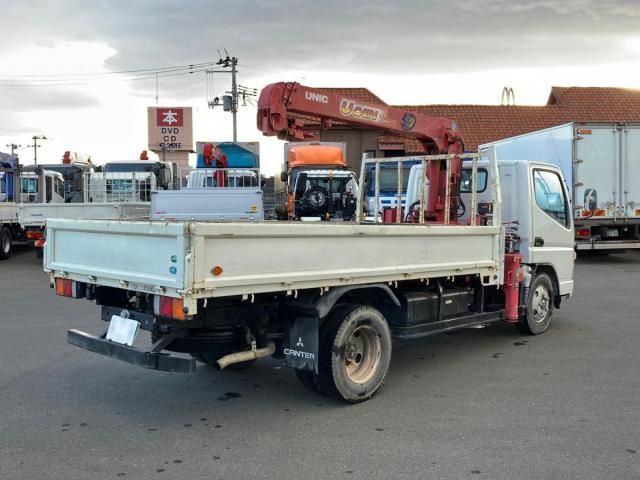 MITSUBISHI CANTER 2004