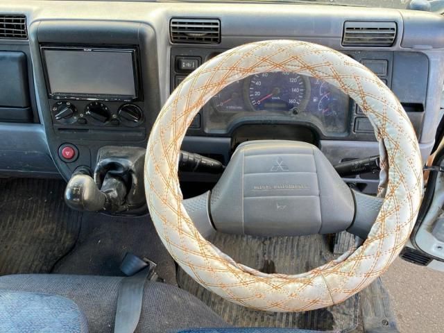 MITSUBISHI CANTER 2004