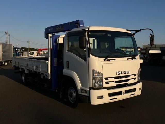 ISUZU FORWARD 2019