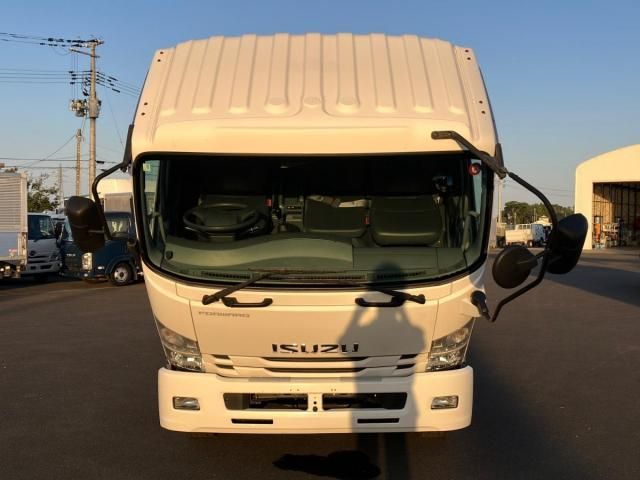 ISUZU FORWARD 2019