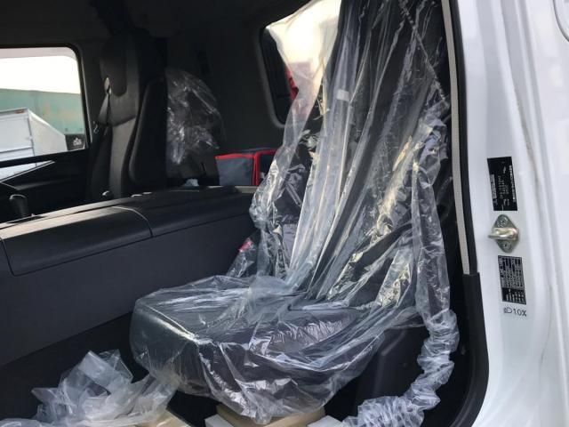 MITSUBISHI FUSOU SUPER GREAT 2023