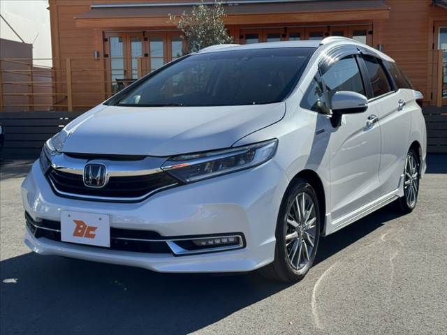 HONDA SHUTTLE HYBRID 2021