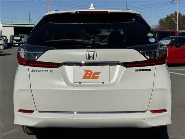 HONDA SHUTTLE HYBRID 2021