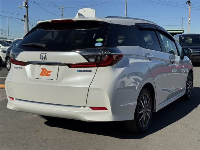 HONDA SHUTTLE HYBRID 2021