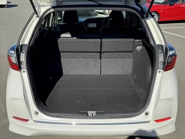 HONDA SHUTTLE HYBRID 2021