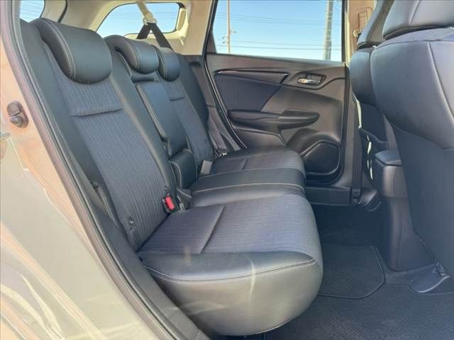 HONDA SHUTTLE HYBRID 2021