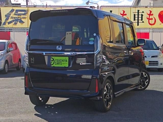 HONDA N BOX CUSTOM 2019