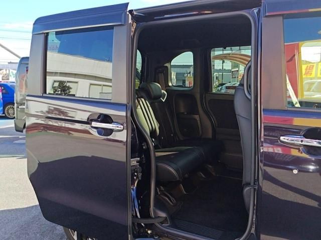 HONDA N BOX CUSTOM 2019