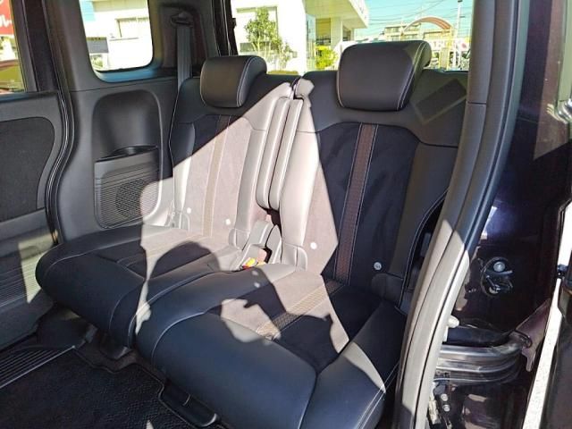 HONDA N BOX CUSTOM 2019