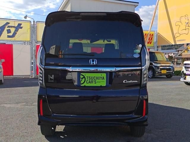 HONDA N BOX CUSTOM 2019