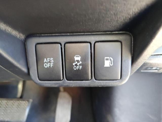 TOYOTA AVENSISWAGON 2012