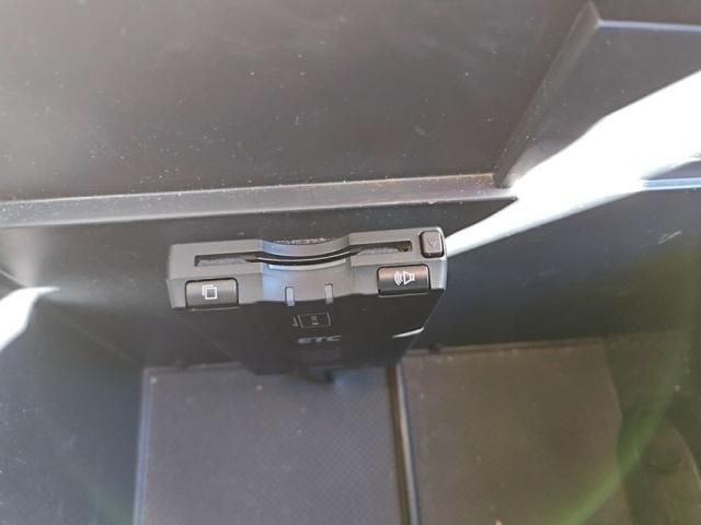 TOYOTA AVENSISWAGON 2012