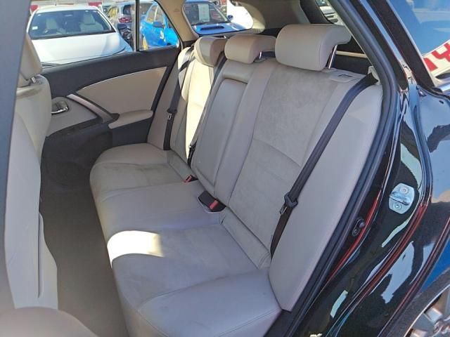 TOYOTA AVENSISWAGON 2012