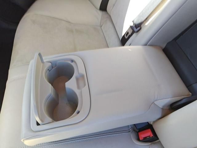 TOYOTA AVENSISWAGON 2012