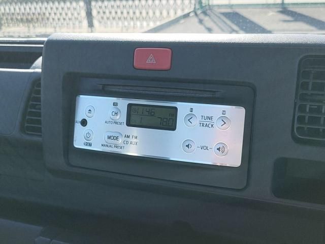 DAIHATSU HIJET truck 2014