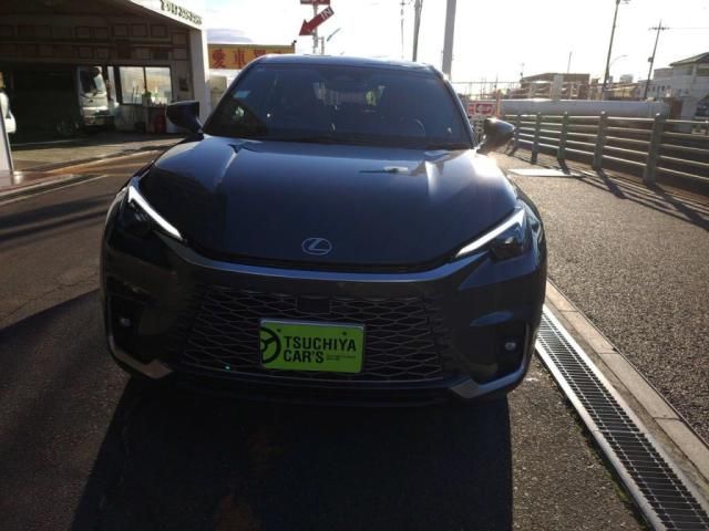 TOYOTA LEXUS LBX 2025