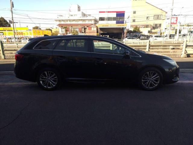 TOYOTA AVENSISWAGON 2016