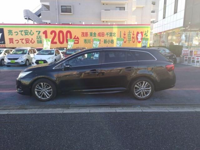 TOYOTA AVENSISWAGON 2016