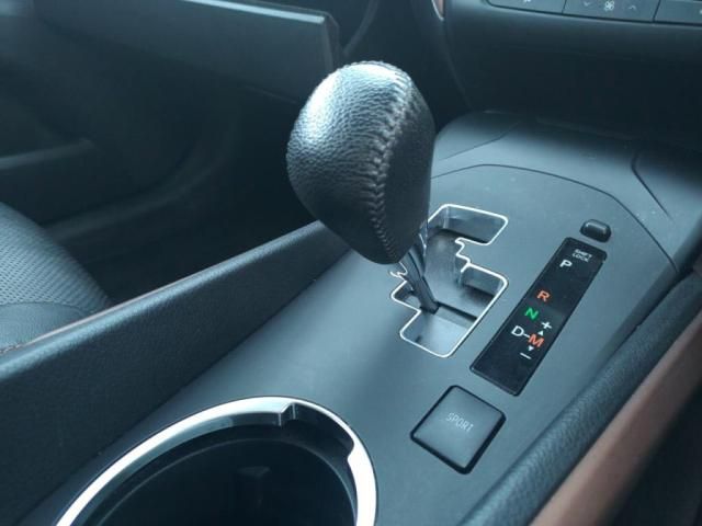 TOYOTA AVENSISWAGON 2016