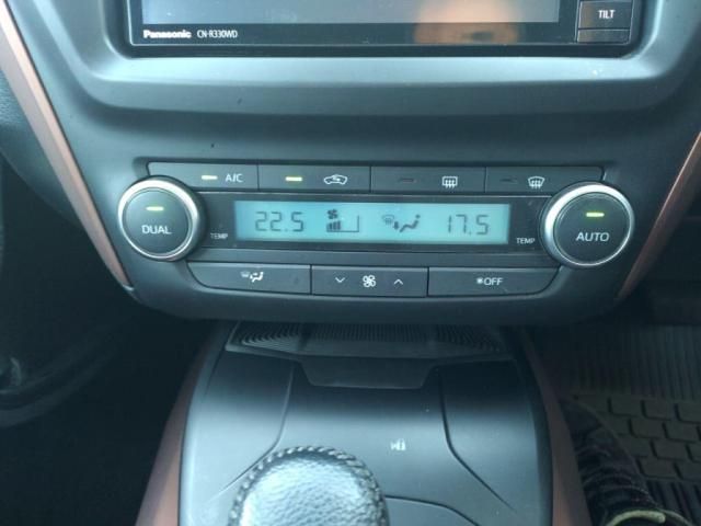 TOYOTA AVENSISWAGON 2016