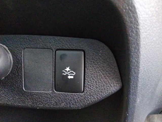 TOYOTA VITZ HYBRID 2017