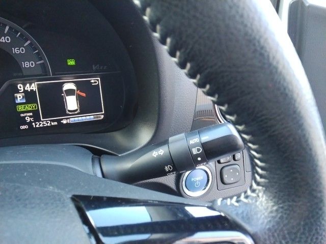 TOYOTA VITZ HYBRID 2017