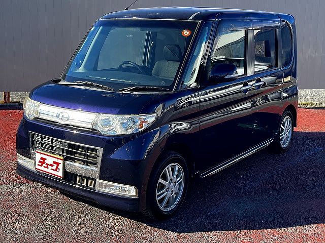 DAIHATSU TANTO CUSTOM 2010
