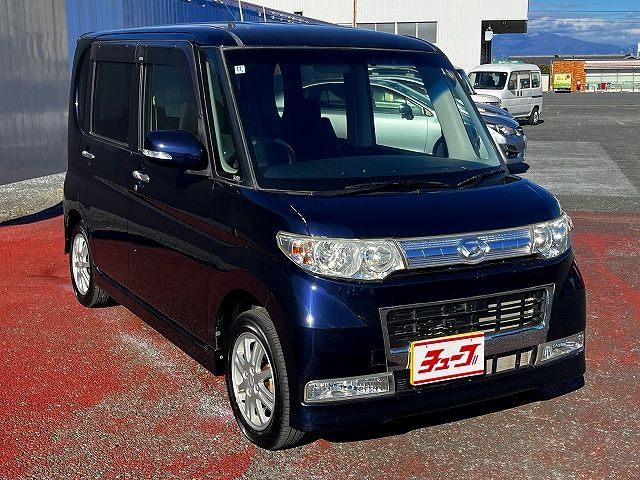 DAIHATSU TANTO CUSTOM 2010