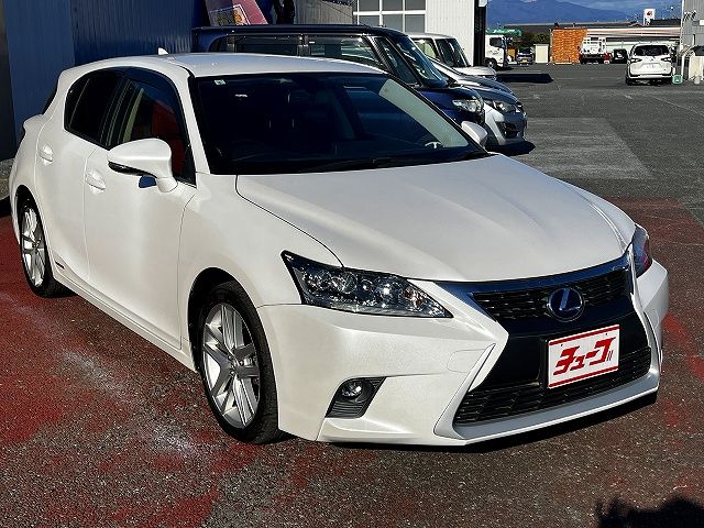 TOYOTA LEXUS CT200h 2015