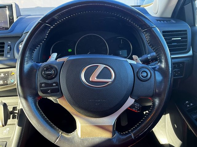 TOYOTA LEXUS CT200h 2015