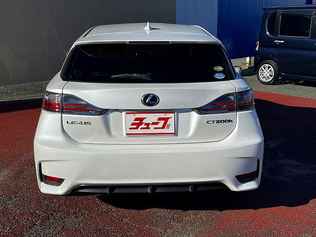 TOYOTA LEXUS CT200h 2015
