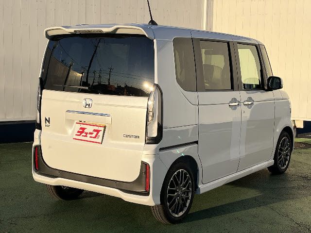 HONDA N BOX CUSTOM 2025