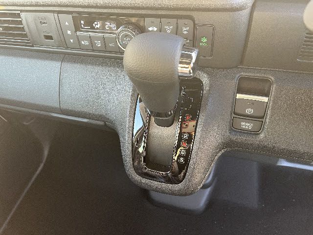 HONDA N BOX CUSTOM 2025