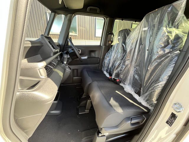 HONDA N BOX CUSTOM 2025