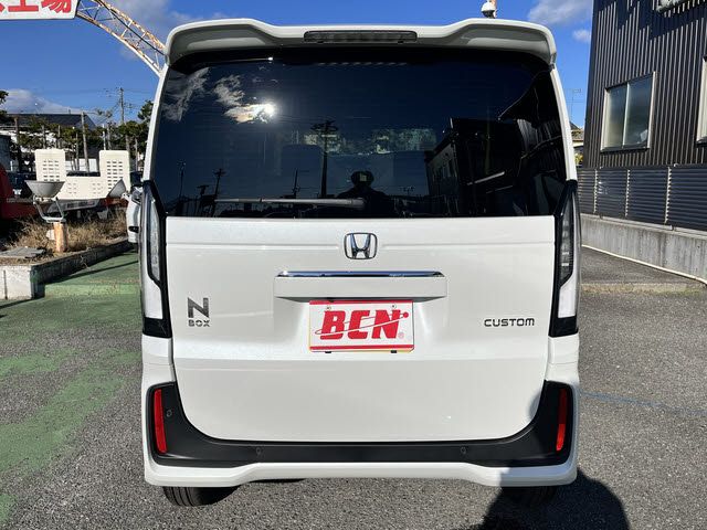 HONDA N BOX CUSTOM 2025