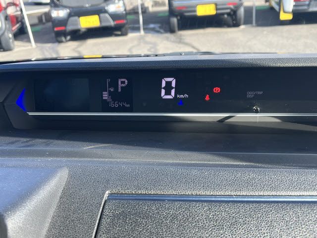 DAIHATSU TANTO CUSTOM 2022