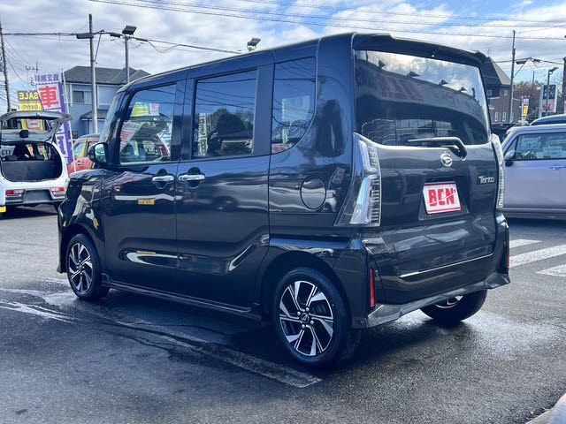 DAIHATSU TANTO CUSTOM 2022